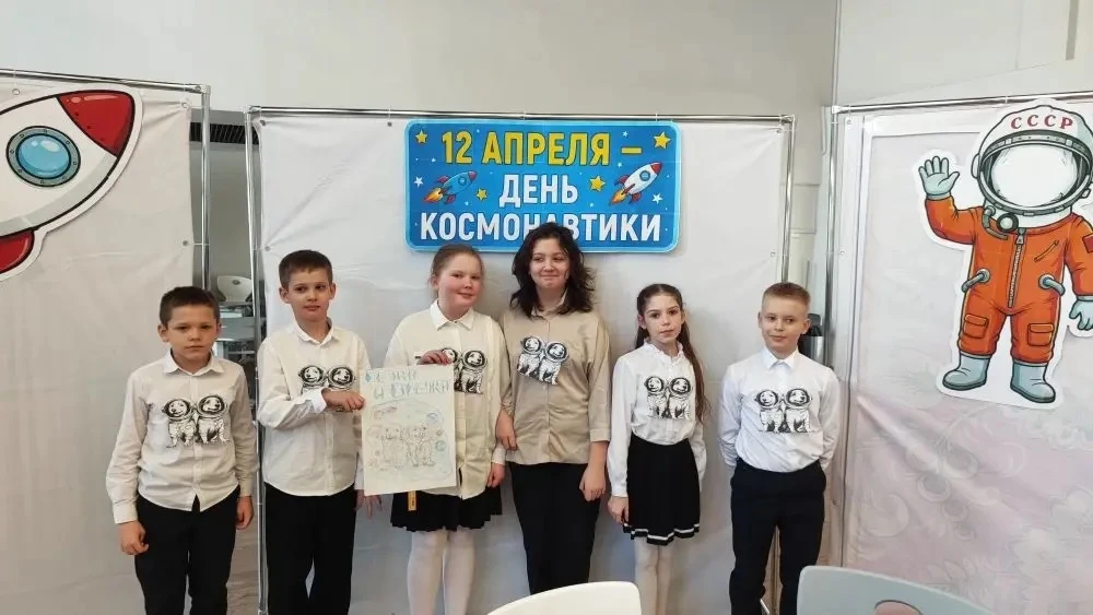 На орбите знаний: интеллектуальные игры среди 4–х классов✨  Наши младшие классы превратились в экипа