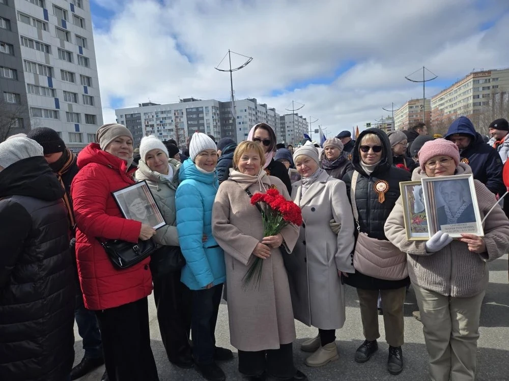 📸 Педагоги школы — на городском параде  9 мая коллектив школы принял участие в торжественном параде,