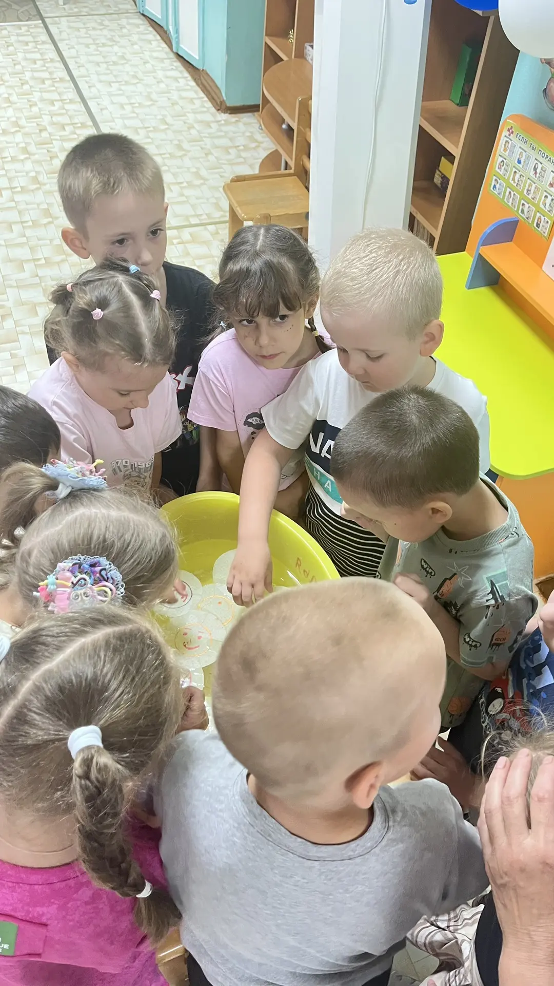 🧪 Юные исследователи в действии! 🧪

Сегодня ребята под руководством воспитателя Татьяны Анатольевн