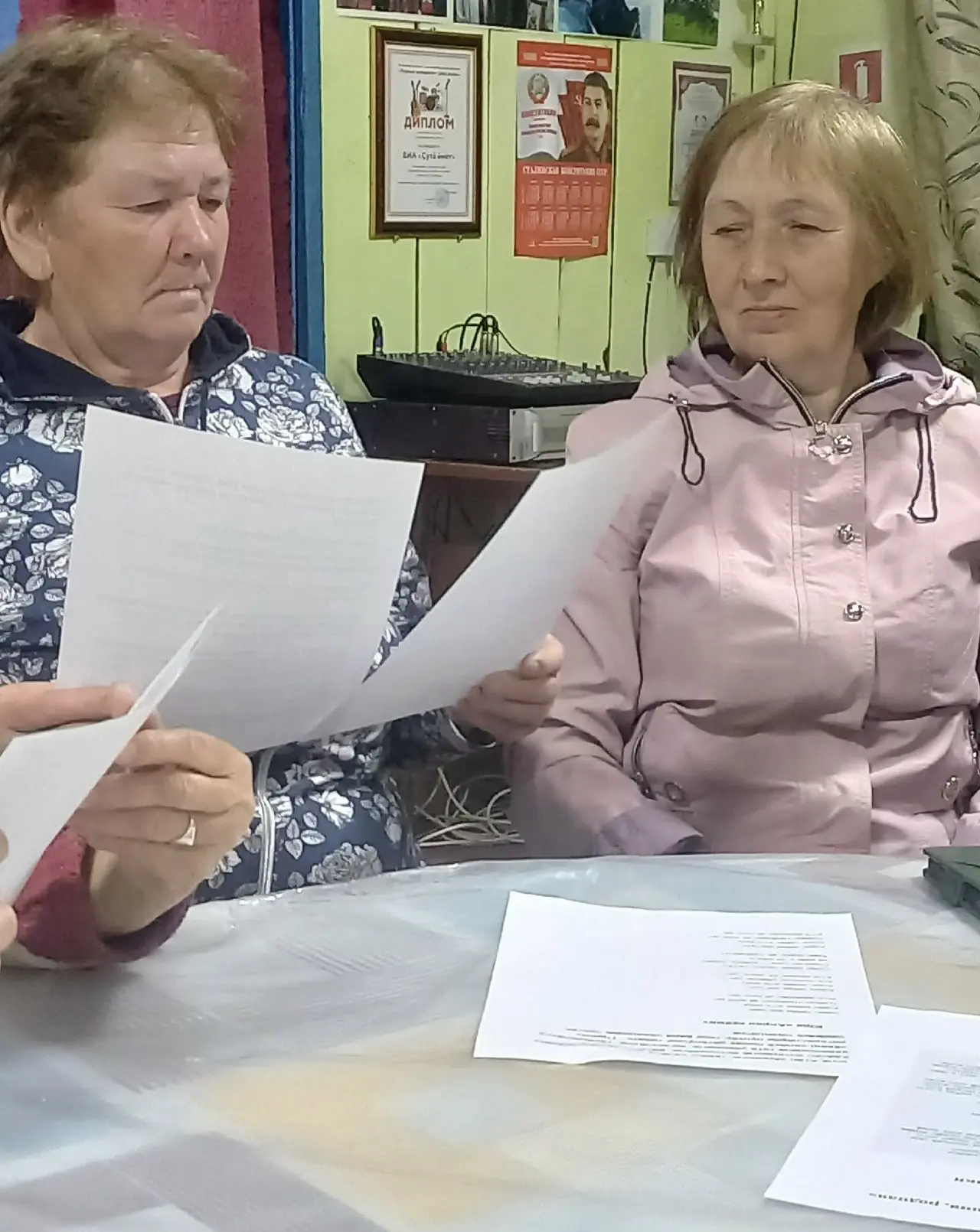 В Татмышском сельском клубе состоялся познавательный час «Родной язык — моё богатство»....