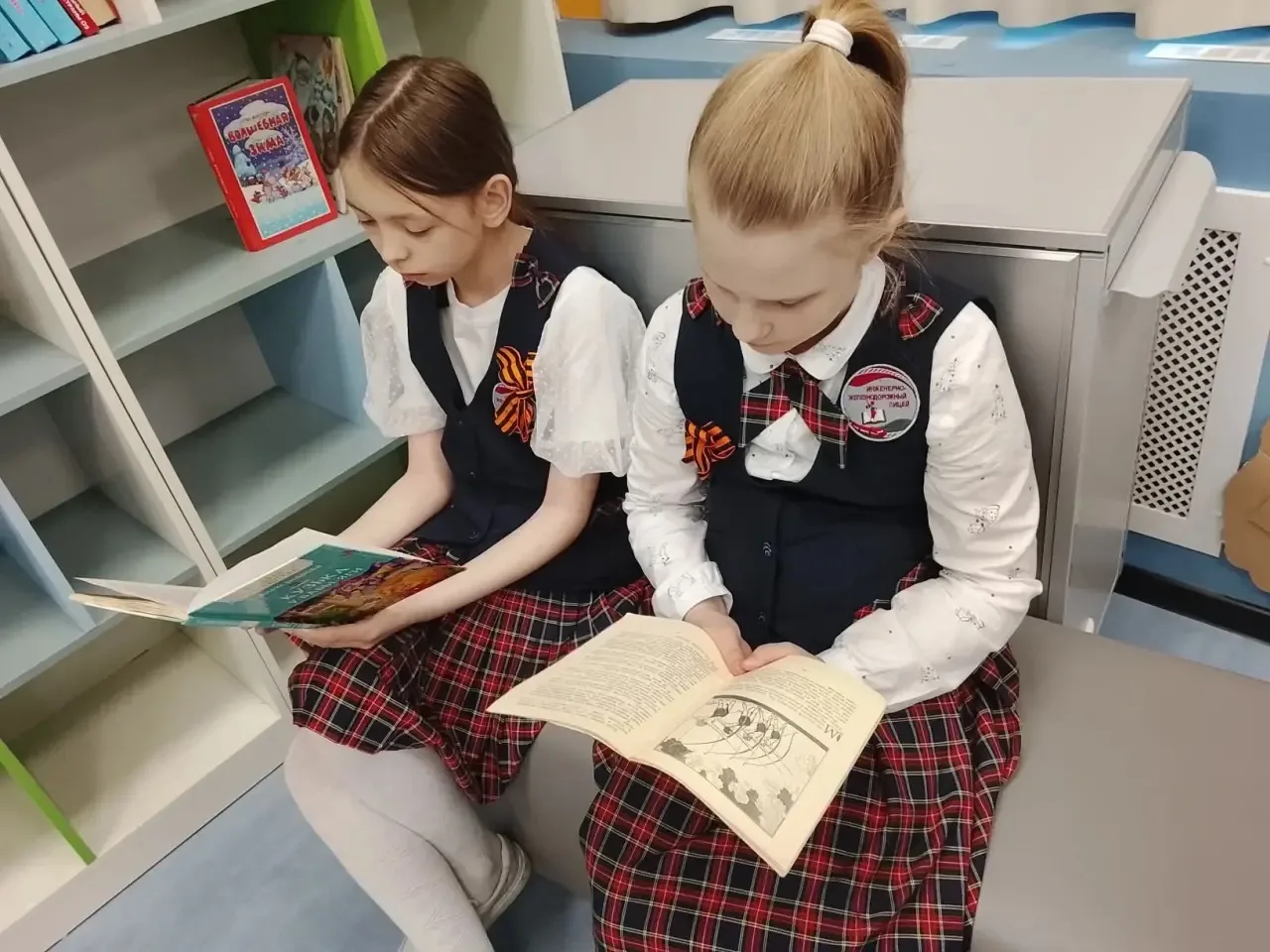 📚 Память, застывшая в строках  В преддверии Дня Победы лицеисты погрузились в мир литературы, посвящ