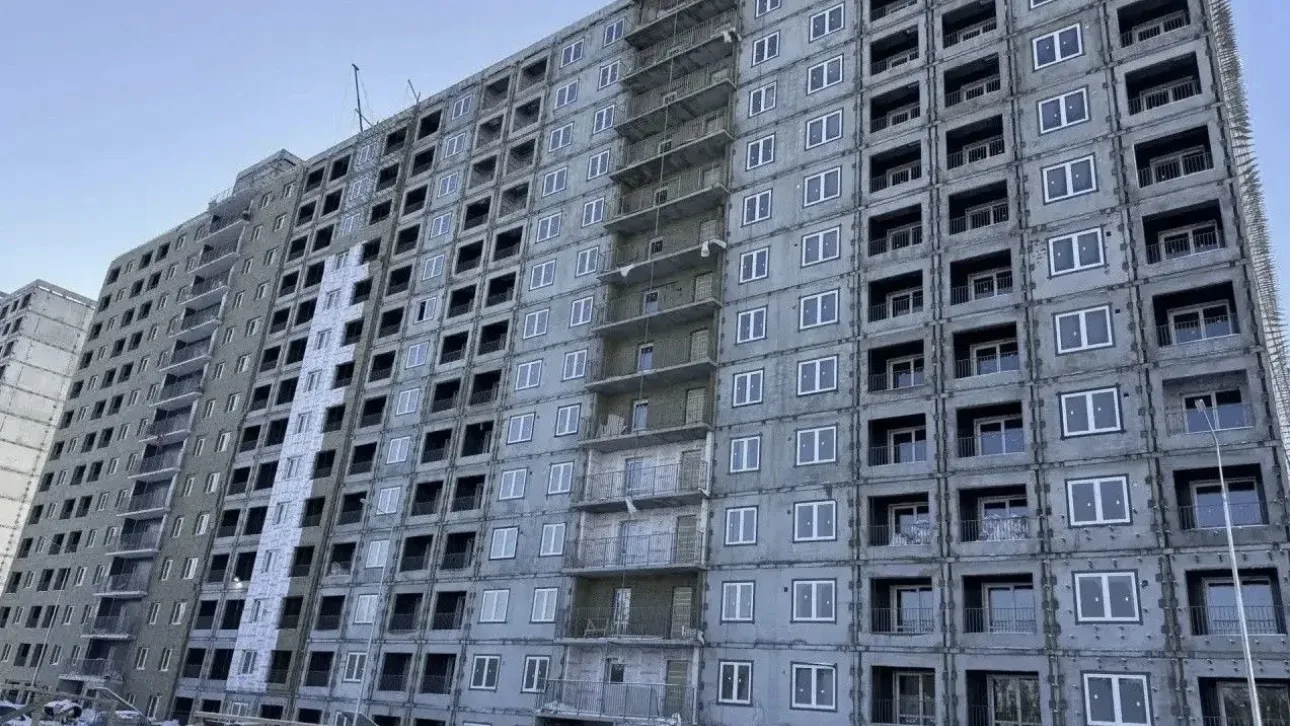 🏠 В Бурятии стали строить меньше жилья

Строительная отрасль в республике сбавляет обороты. За янва