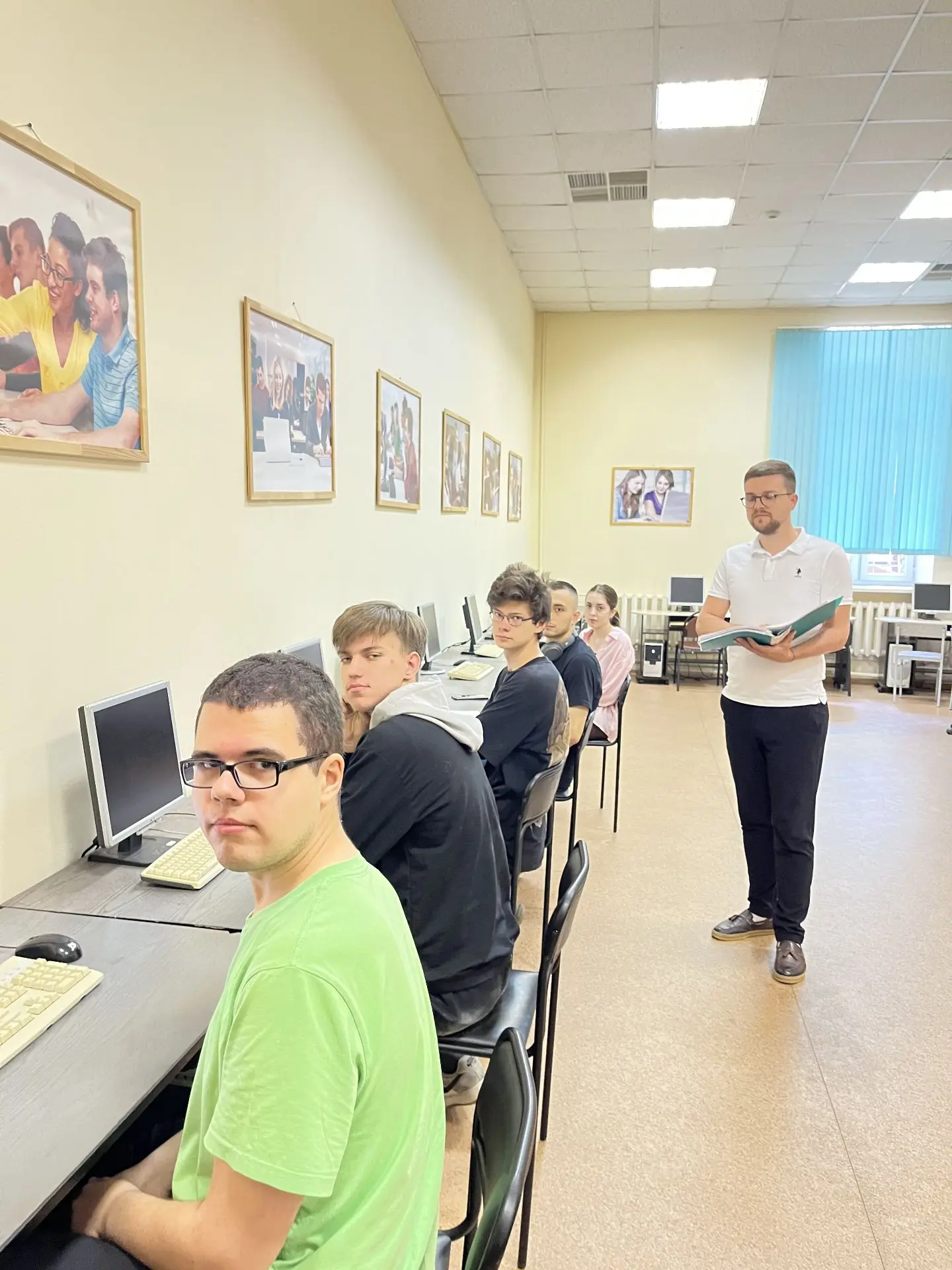 💭 От теории к практике: встреча с заместителем директора по закупкам

В Московском инновационном ун