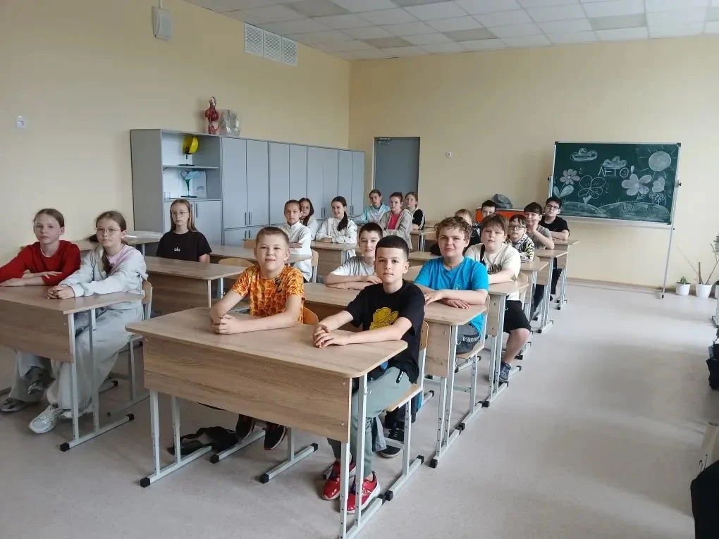 В День памяти и скорби в школе прошло значимое событие. 
В рамках образовательно-просветительских ме