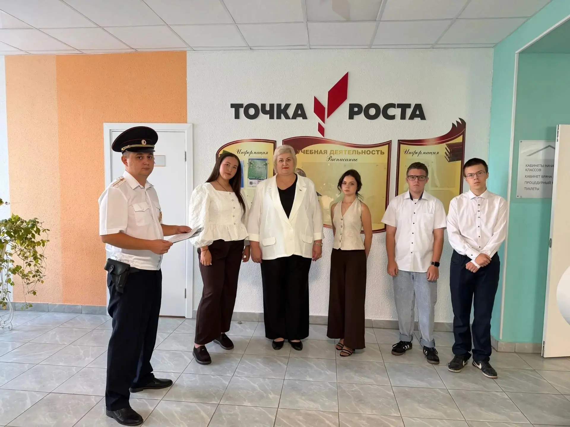 Участковый уполномоченный полиции Роговатовской сельской территории Воротынцев Данил Дм...