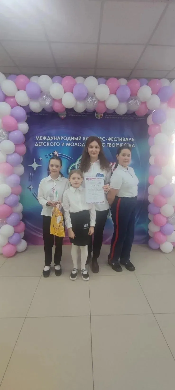 Продолжаем рубрику "Наши таланты" 💫 Исакова Ангелина, ученица 3Б класса, очень любит заниматься разн