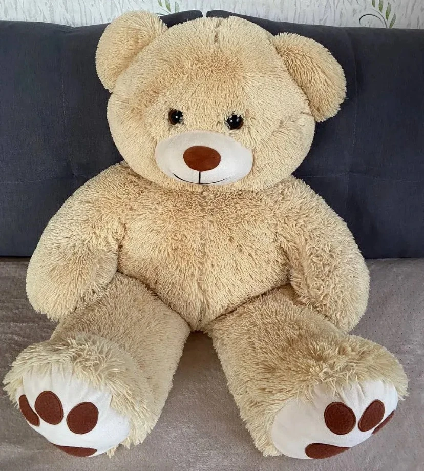 Продам мишку) 
В замечательном состоянии, большой и мягкий, 80 см.🧸
Станица Динская. 
Звонить по но