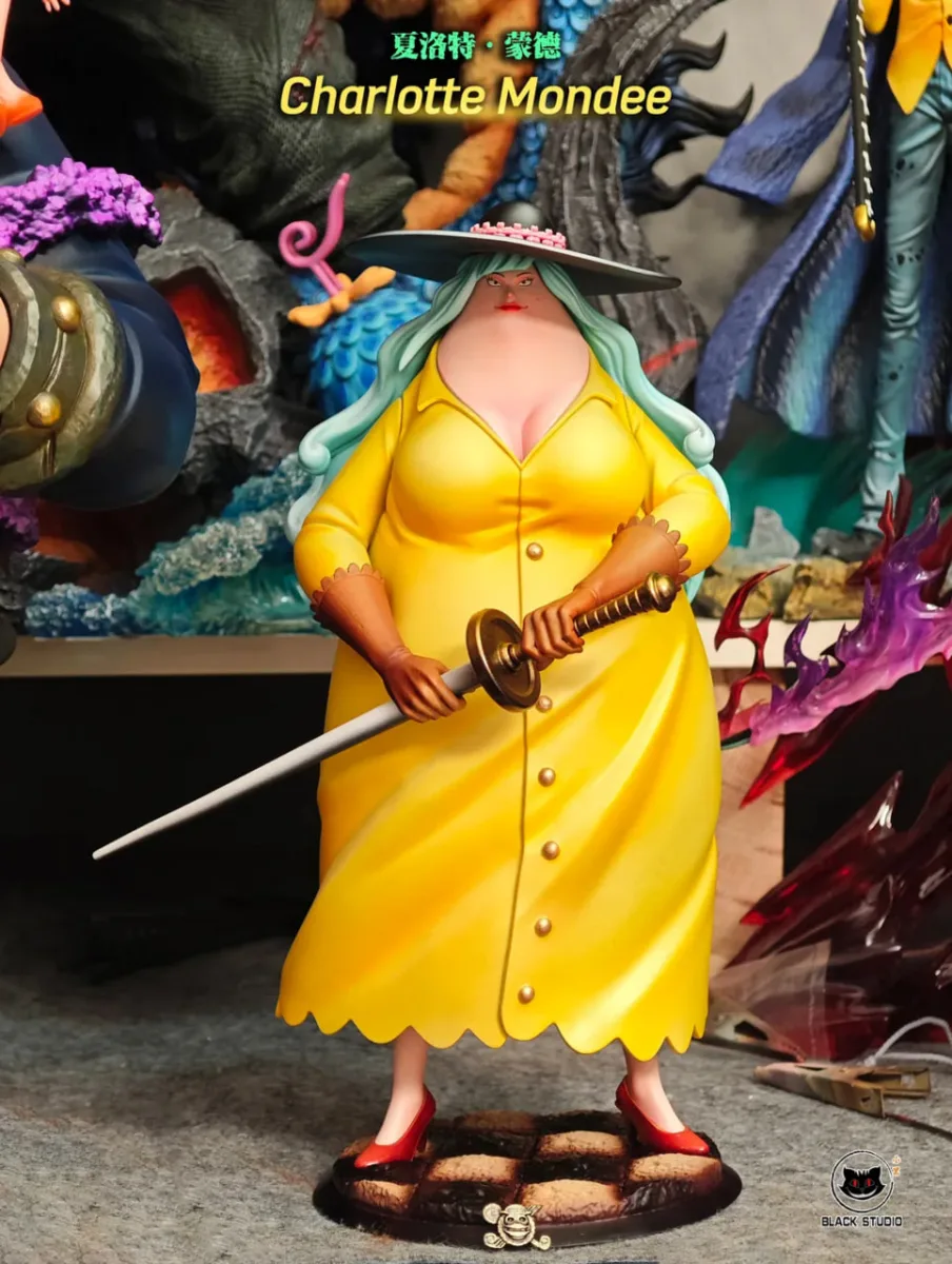 Статуя Charlotte Mondee - One Piece от Black Studio