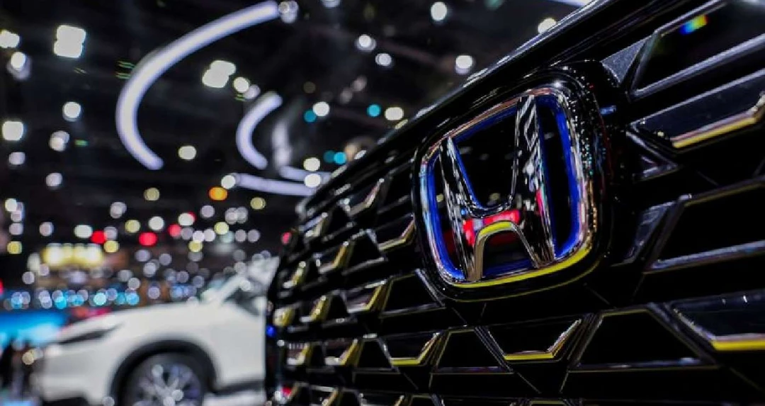 Honda создаёт первые дорожные модули для зарядки машин на ходу