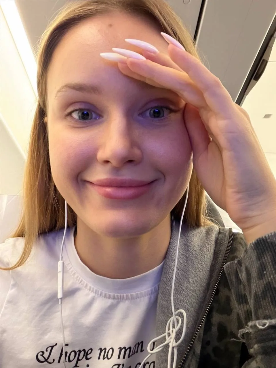 Полина Ниоли раскрыла, что занимается продвижением Риви😳
