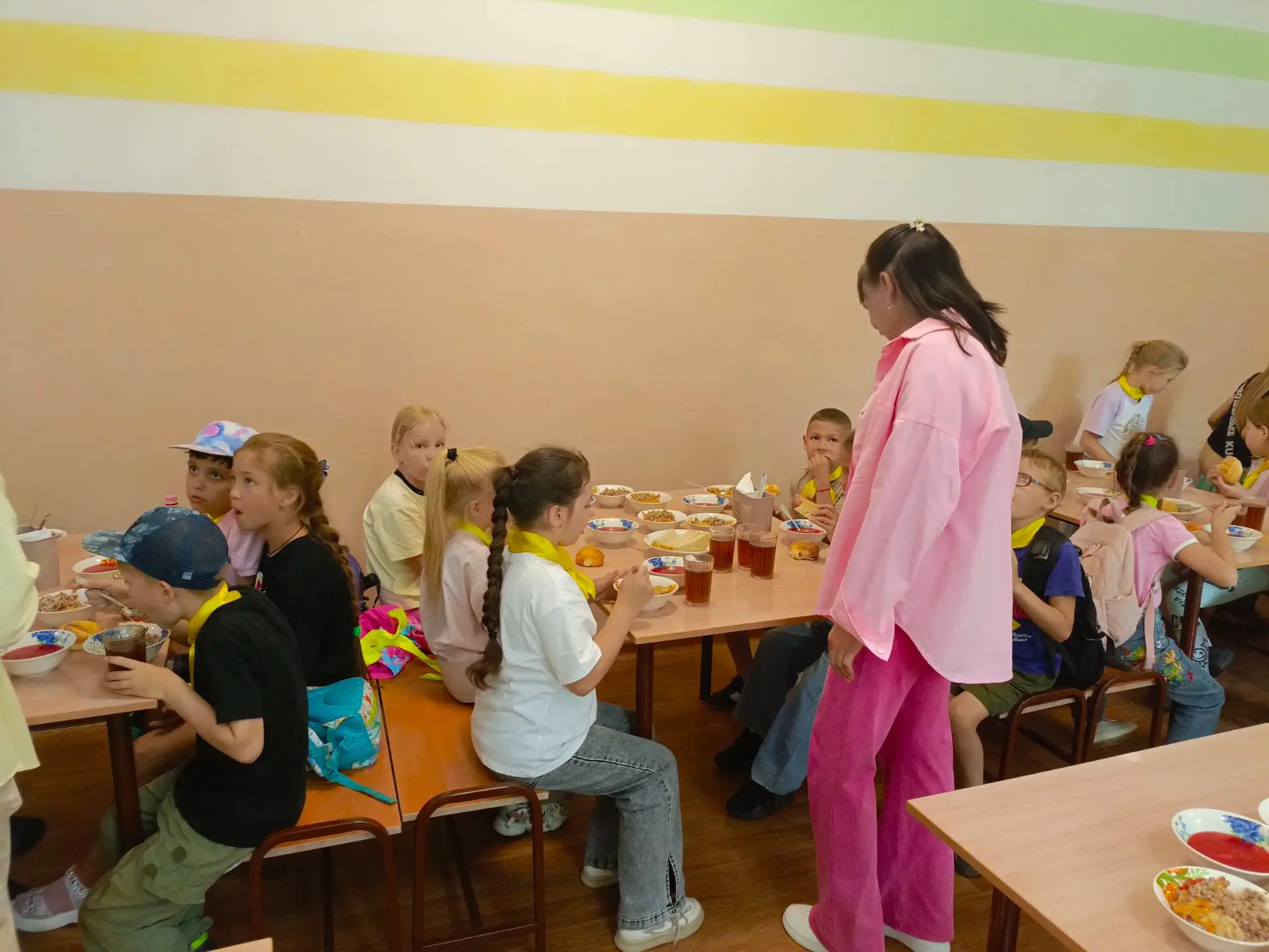 Родительский контроль и смайлики от ребят пришкольного лагеря.

Основная цель организации пришкольно