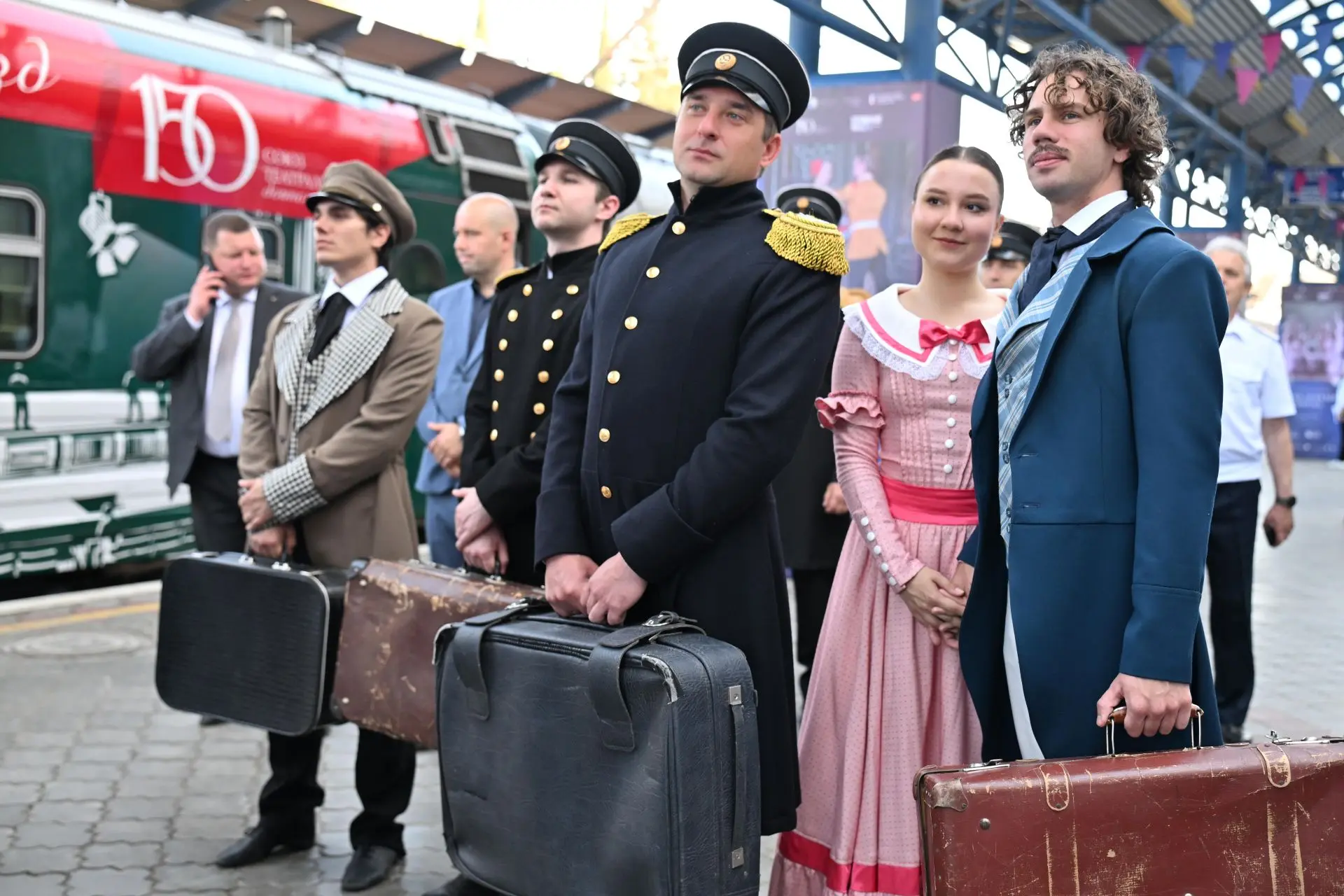 Из Севастополя отправился «Театральный поезд»  🎭 Южный Театральный поезд, оператором которого выступ