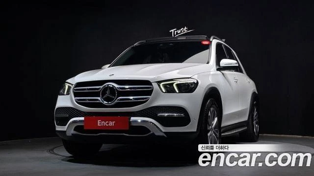 ⭐️ **Mercedes-Benz GLE-Class W167 GLE300d 4MATIC**

Год и месяц регистрации: **23/04**
Пробег: **59.