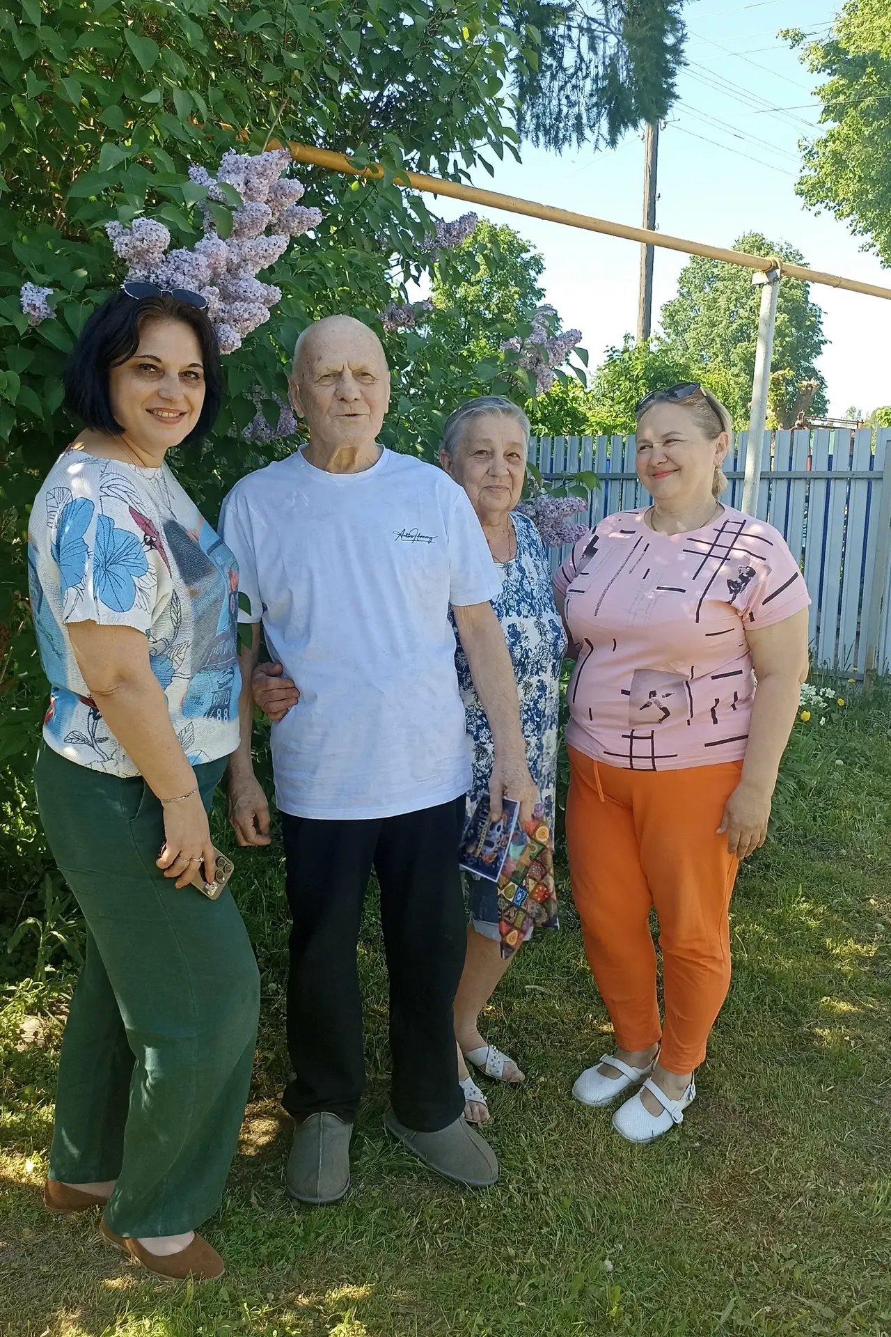 «Настоящий человек - это тот, кто остается верен себе и другим в минуту испытаний» таки...