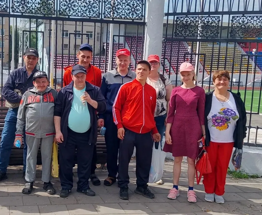 В Душе у каждого из нас живёт ребенок....
Скучаем мы порой по детству своему...
А сердце взрослого ж