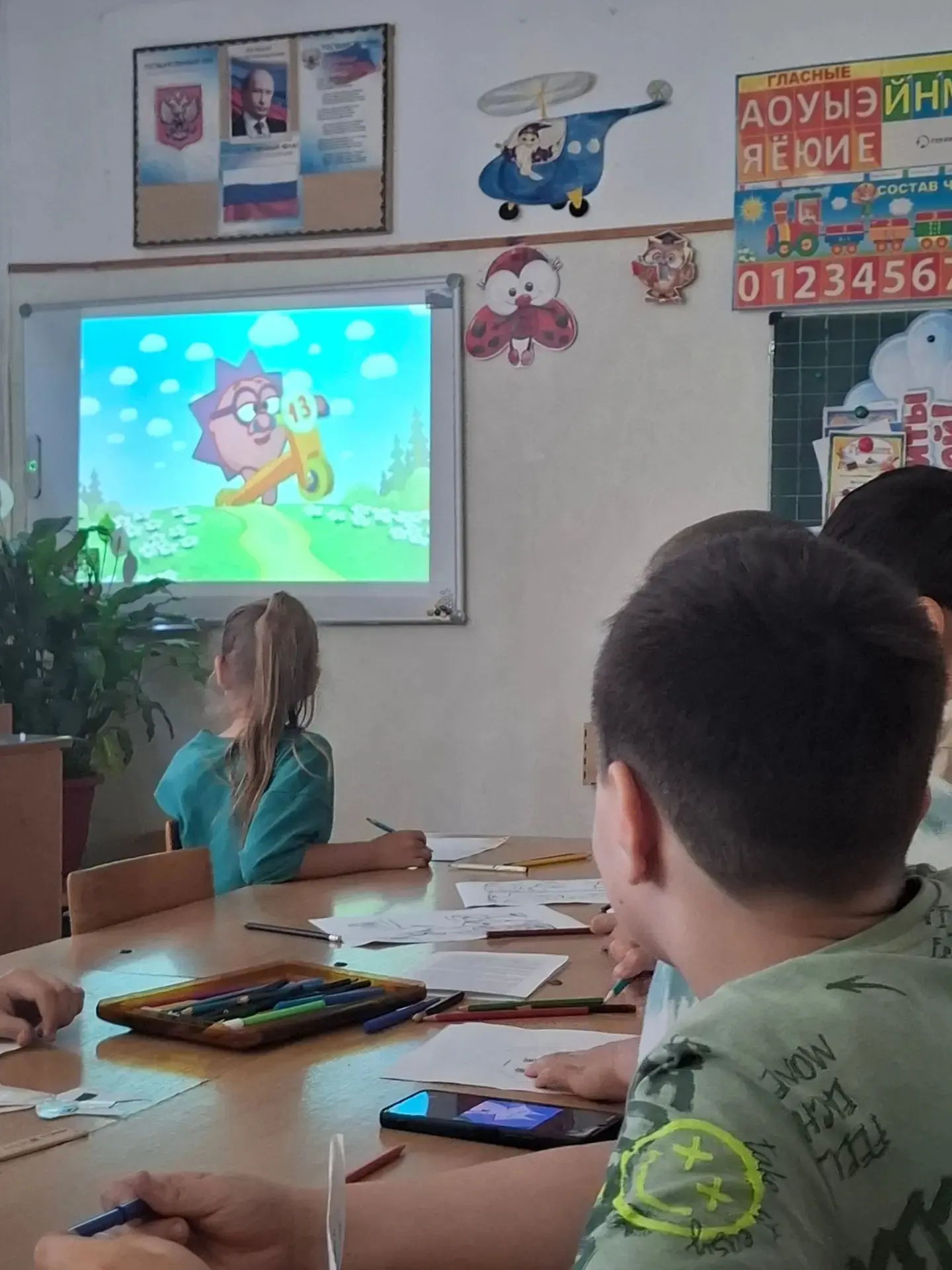 🛟В отряде «Моряки» прошёл очень тёплый и светлый конкурс рисунков «Мир добрых дел»! 🎨

⚓Наши ребят
