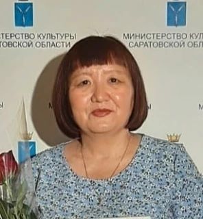 Сегодня коллектив библиотеки поздравляет с Днем рождения библиографа  1 категории детск...