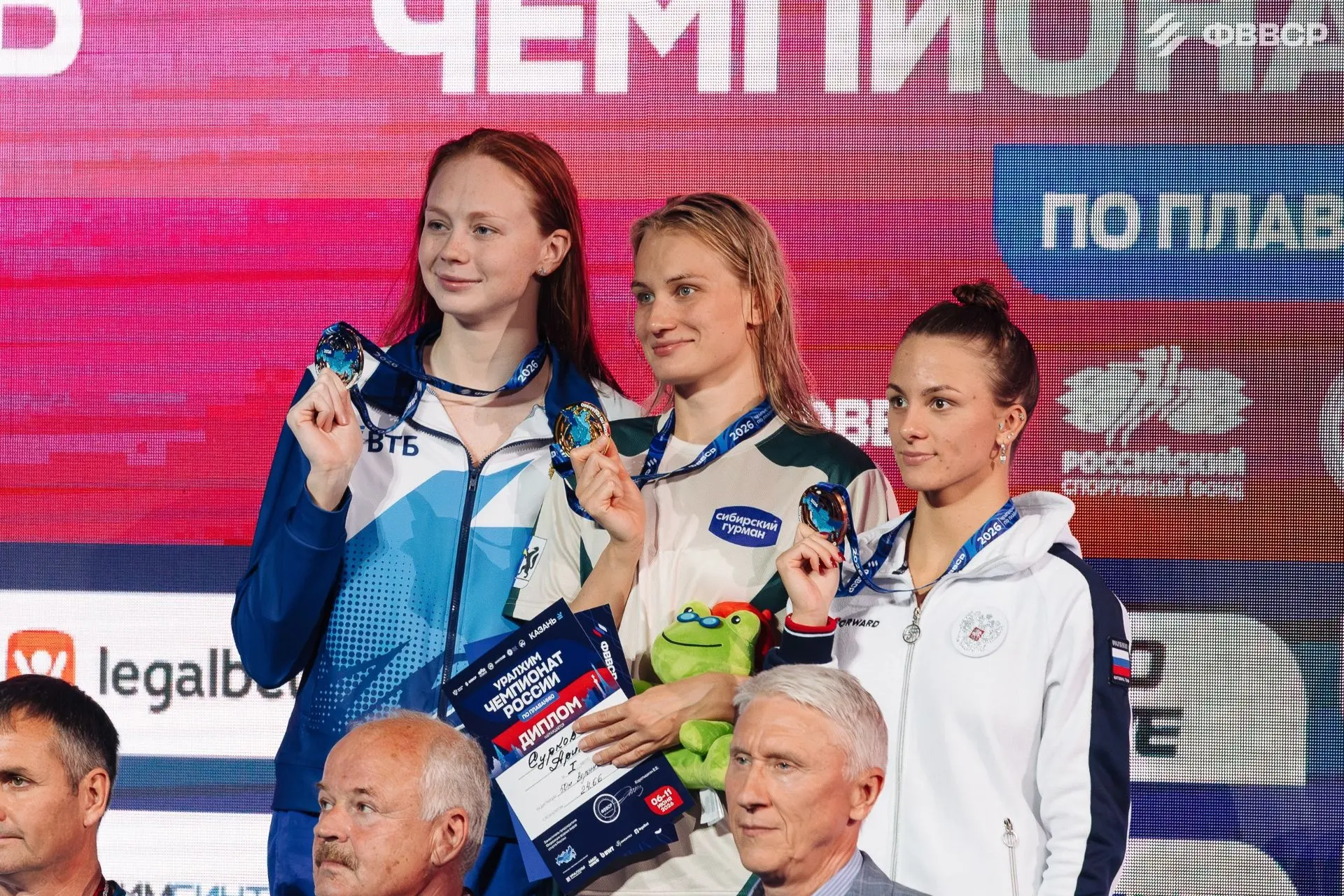 В Казани завершился чемпионат России по плаванию, где более 700 сильнейших атлетов из 70 регионов, а
