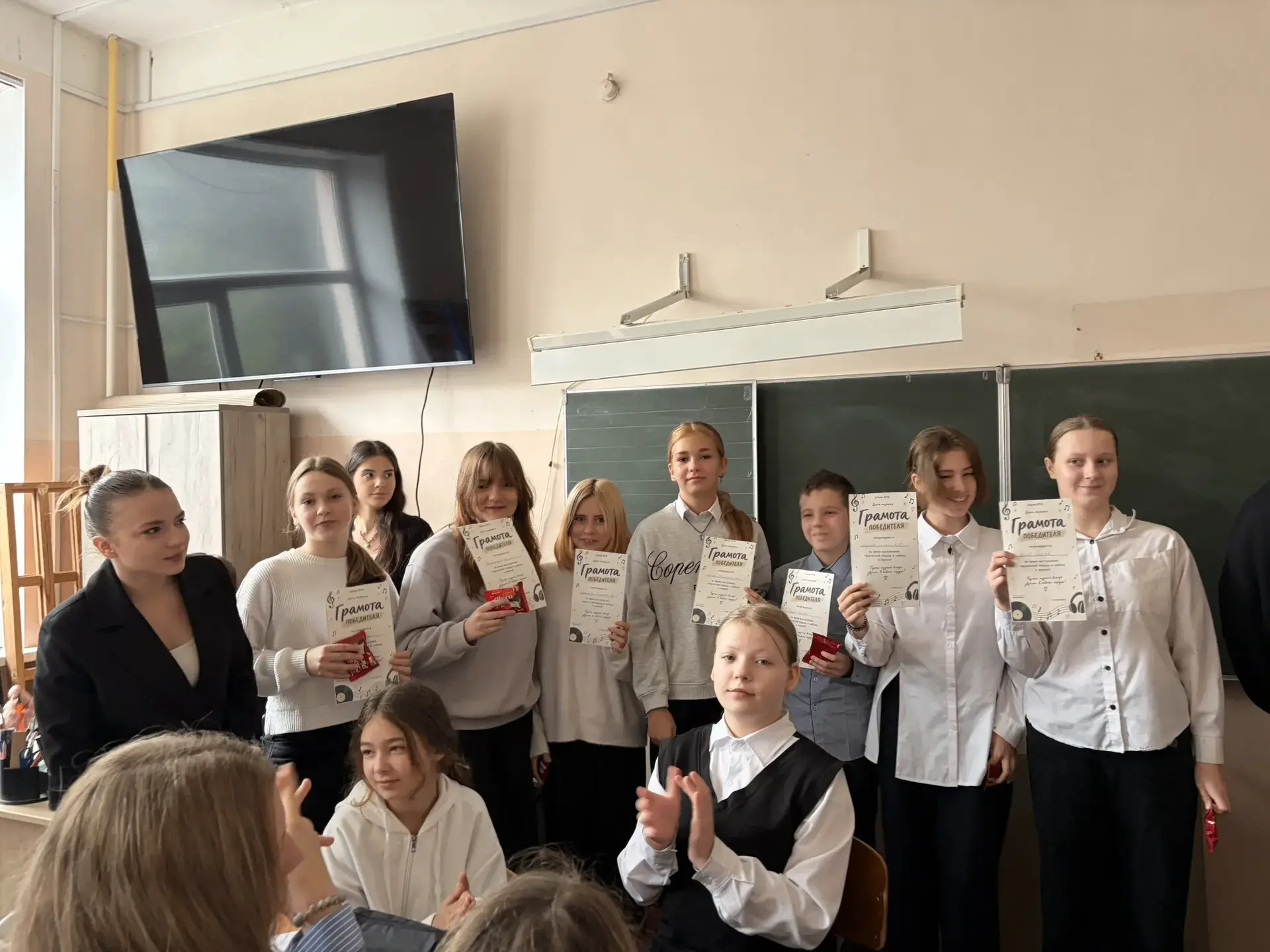 Сегодня в нашей 14 школе прошло мероприятие, посвящённое Международному дню музыки, кот...