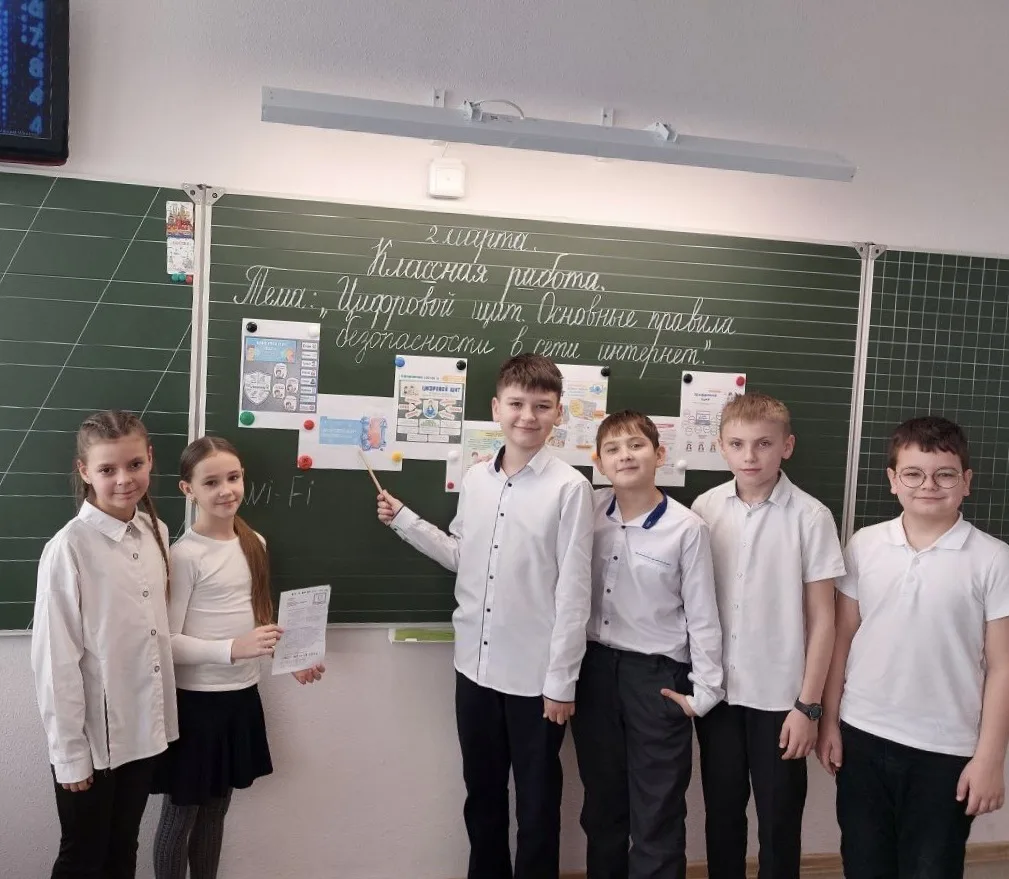 Разговоры о важном🇷🇺  📌2 марта во всех классах МБОУ «Школа-гимназия, детский сад № 25» состоялись за