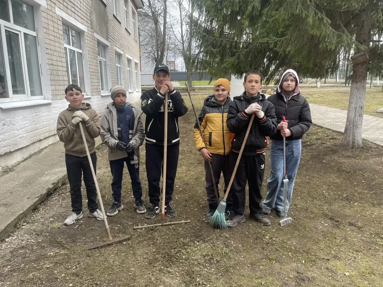 Всероссийский субботник в школе: