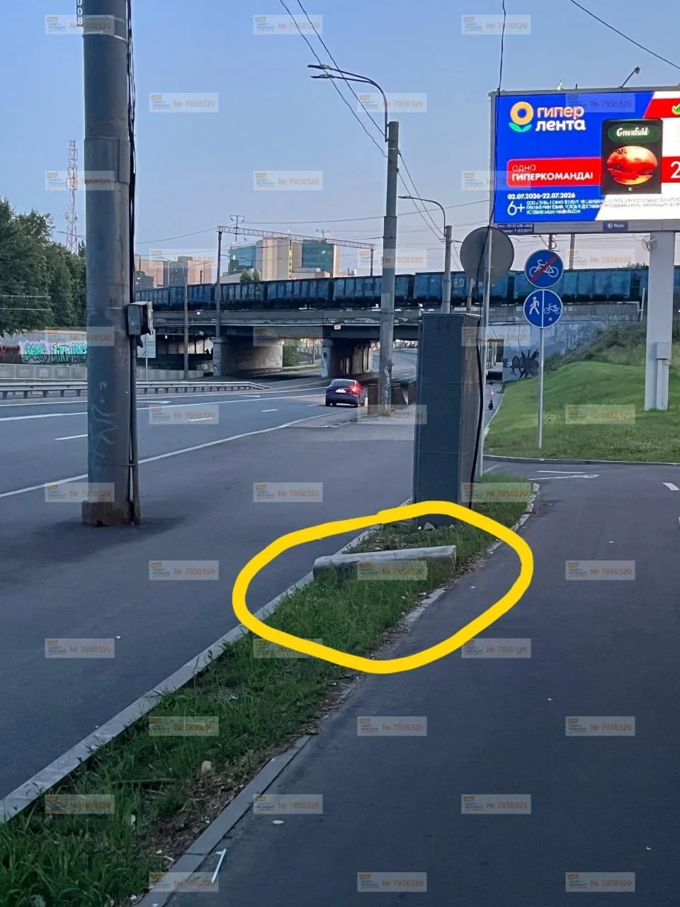 Написал на портал наш СПб по поребрику на газоне (мусор).  Администрация красногвардейс...