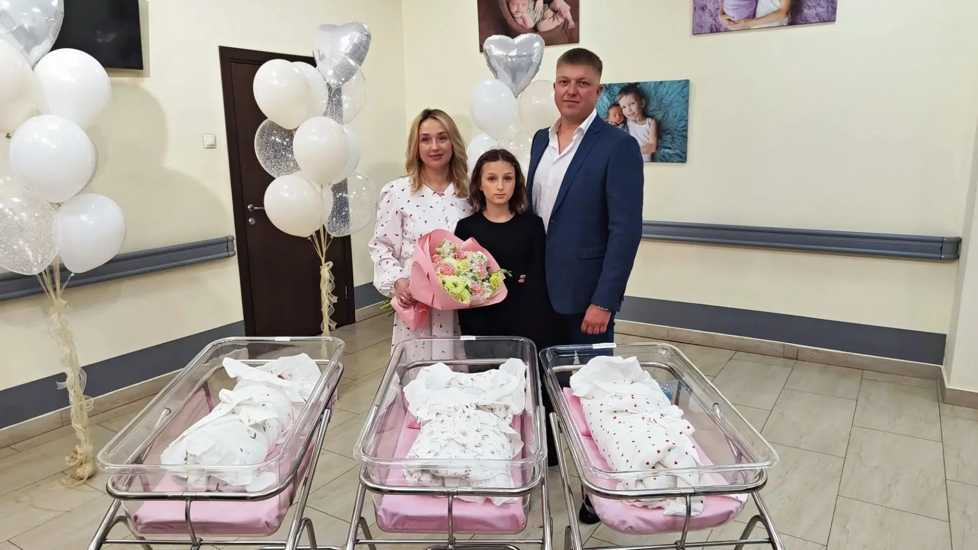 Сегодня в Перинатальном центре состоялась выписка многодетной семьи, в которой родилась...