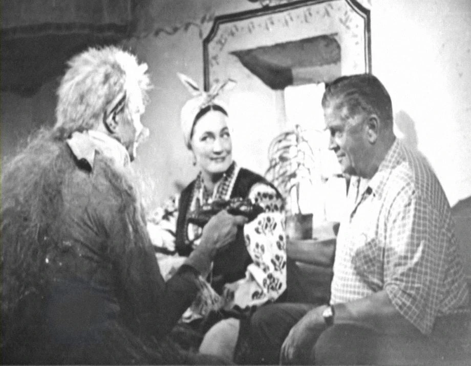 На съемках фильма «Вечера на хуторе близ Диканьки», 1961 год.