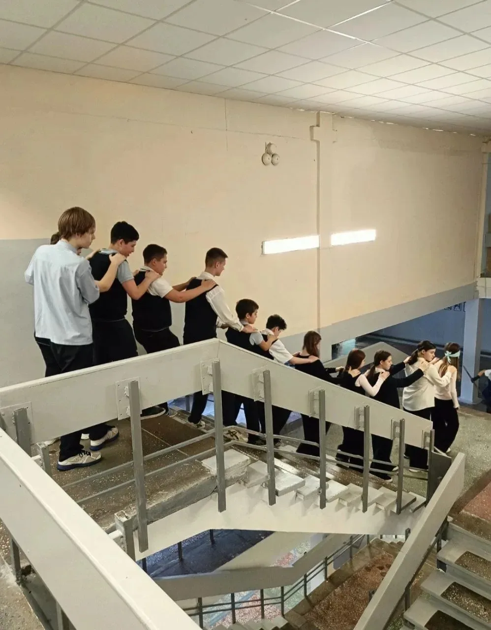 ✅ Неделя психологии ✅ ♻️♻️♻️ На практическом занятии в рамках тренинга на командодействие семиклассн