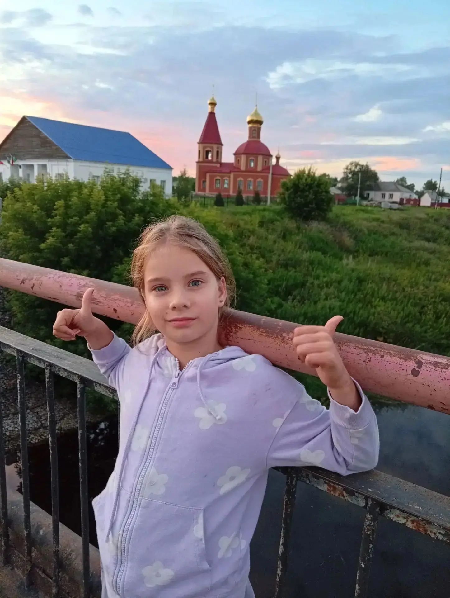 Лето - это маленькая жизнь.
