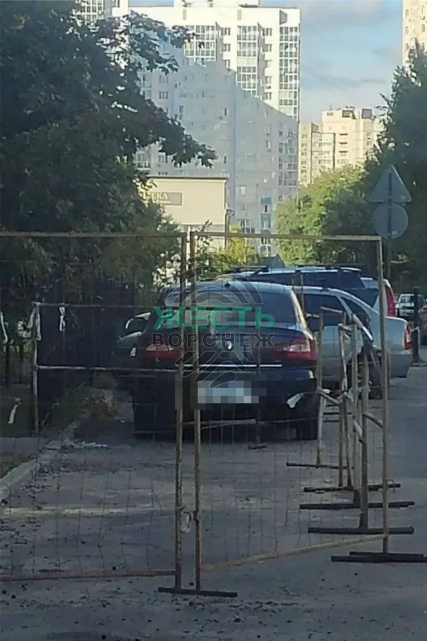 Один припаркованный «Пассат» заблокировал горячую воду для целого микрорайона