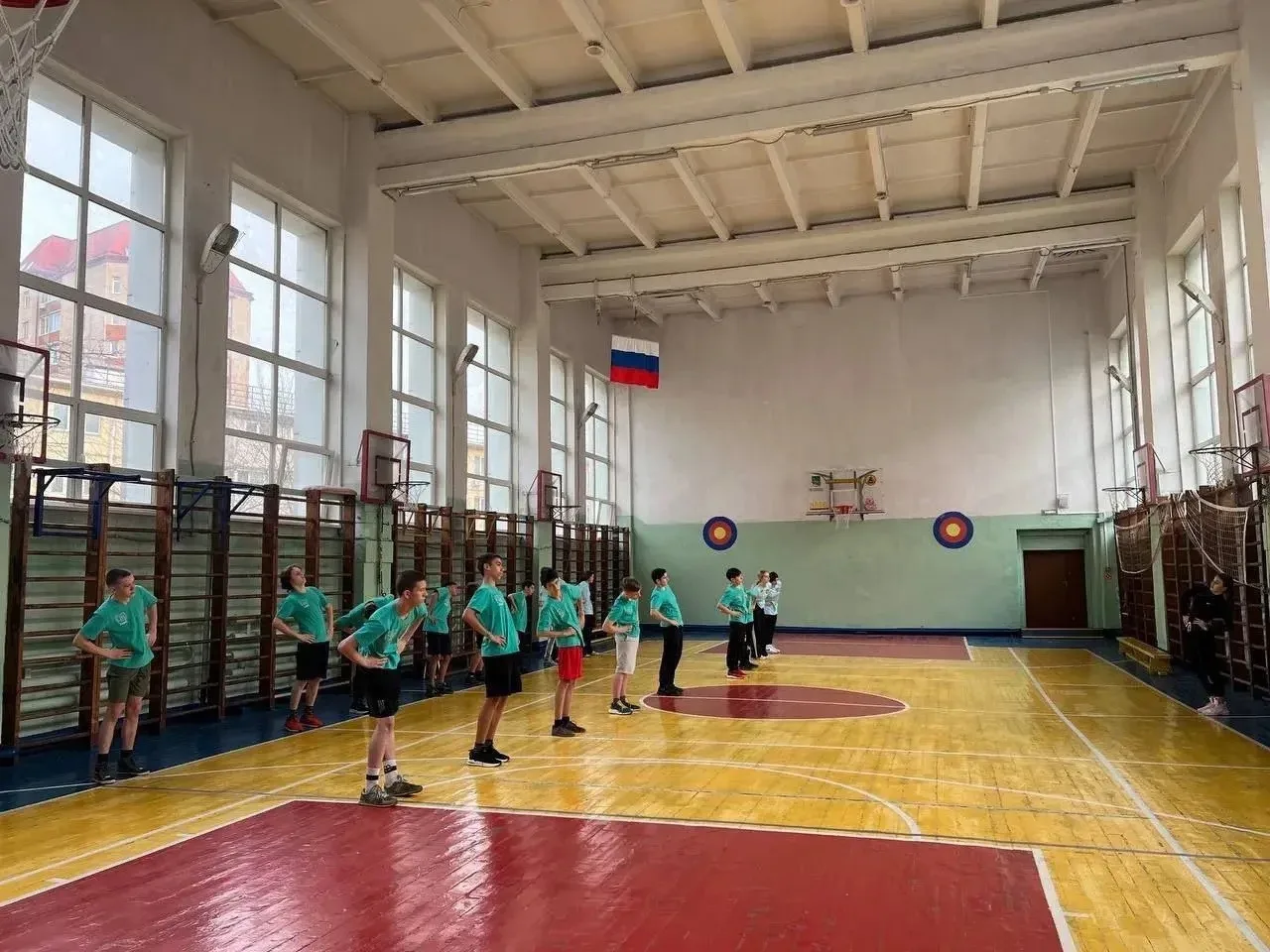 ЗНАКОМСТВО С 9 «К» КЛАССОМ 🎓  Всем привет! В нашей рубрике #знакомствосклассом17 — особенные гости. 