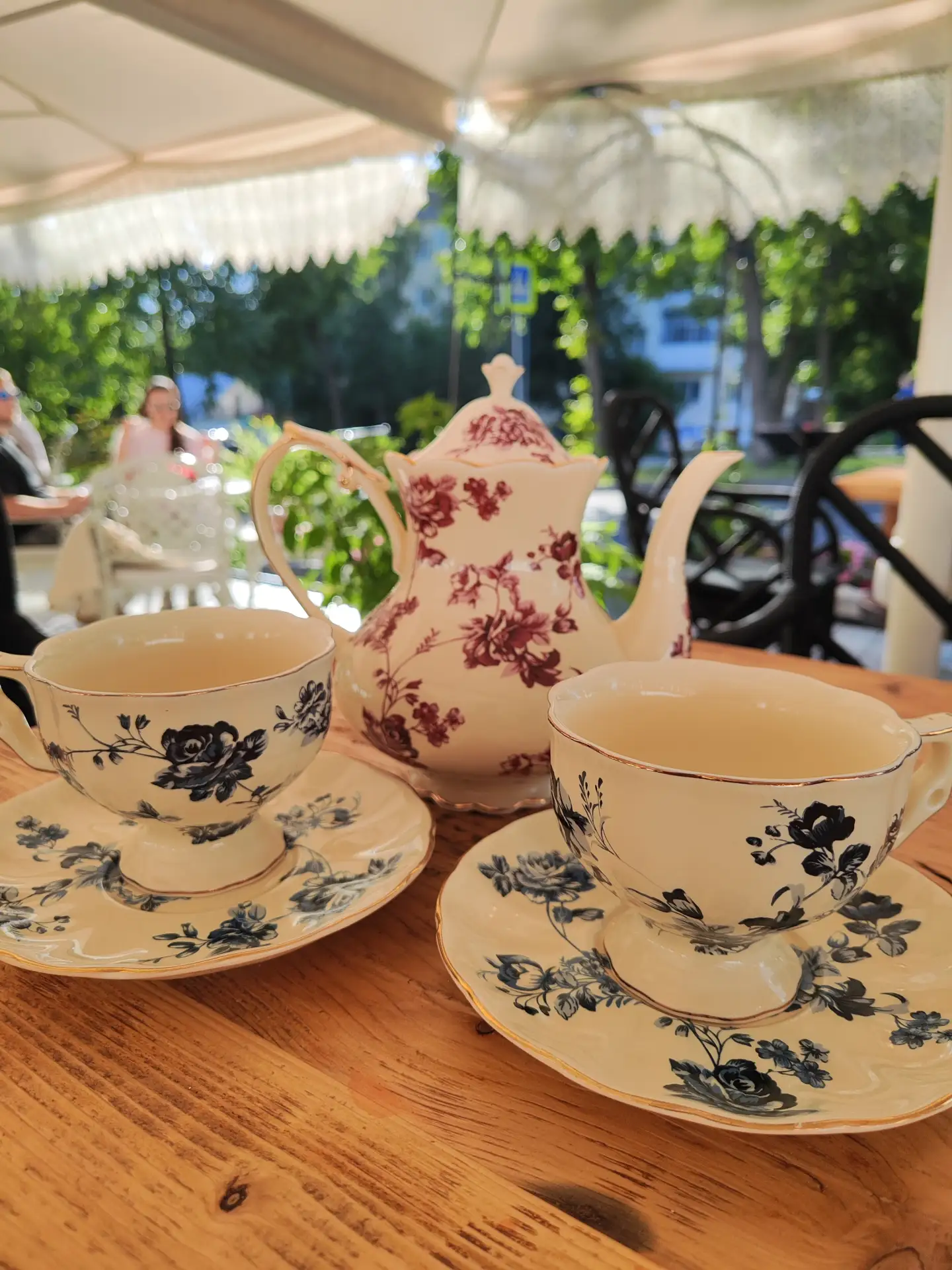 Гастрономическая жемчужина Костромы: наш прощальный ужин в «Казне» 🍷✨

В Костроме мы нашли место, к