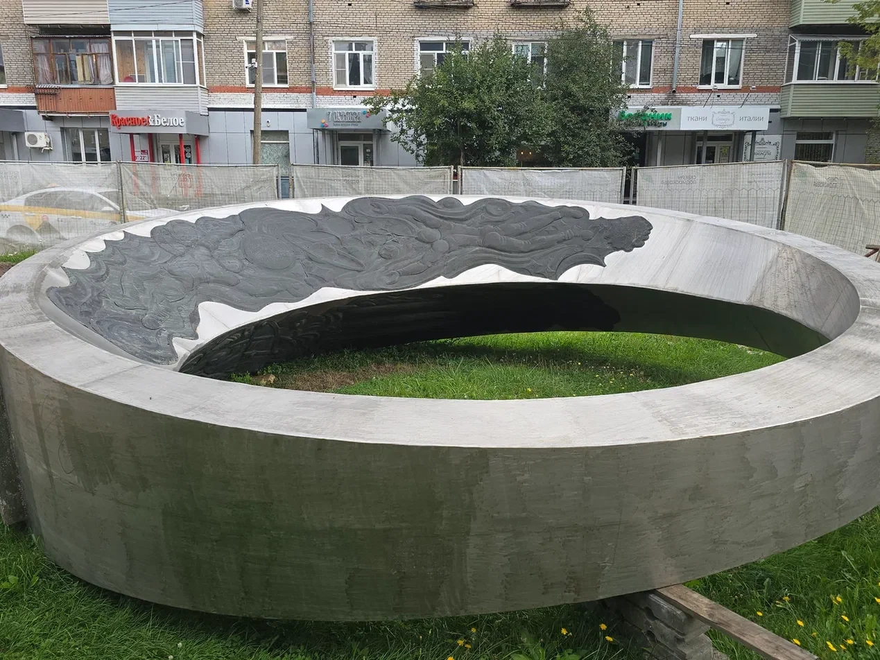 👷‍♂️ В Коломне началось благоустройство сквера у памятника Гагарину.