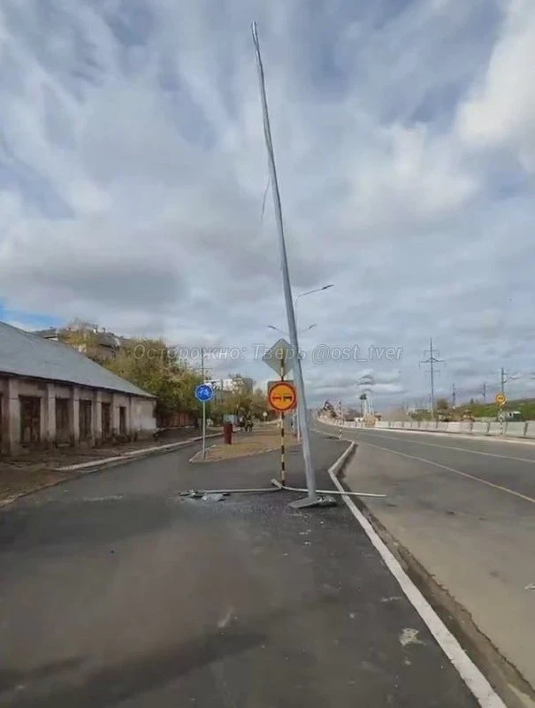 💡 Новый мост в Твери теряет лампы освещения