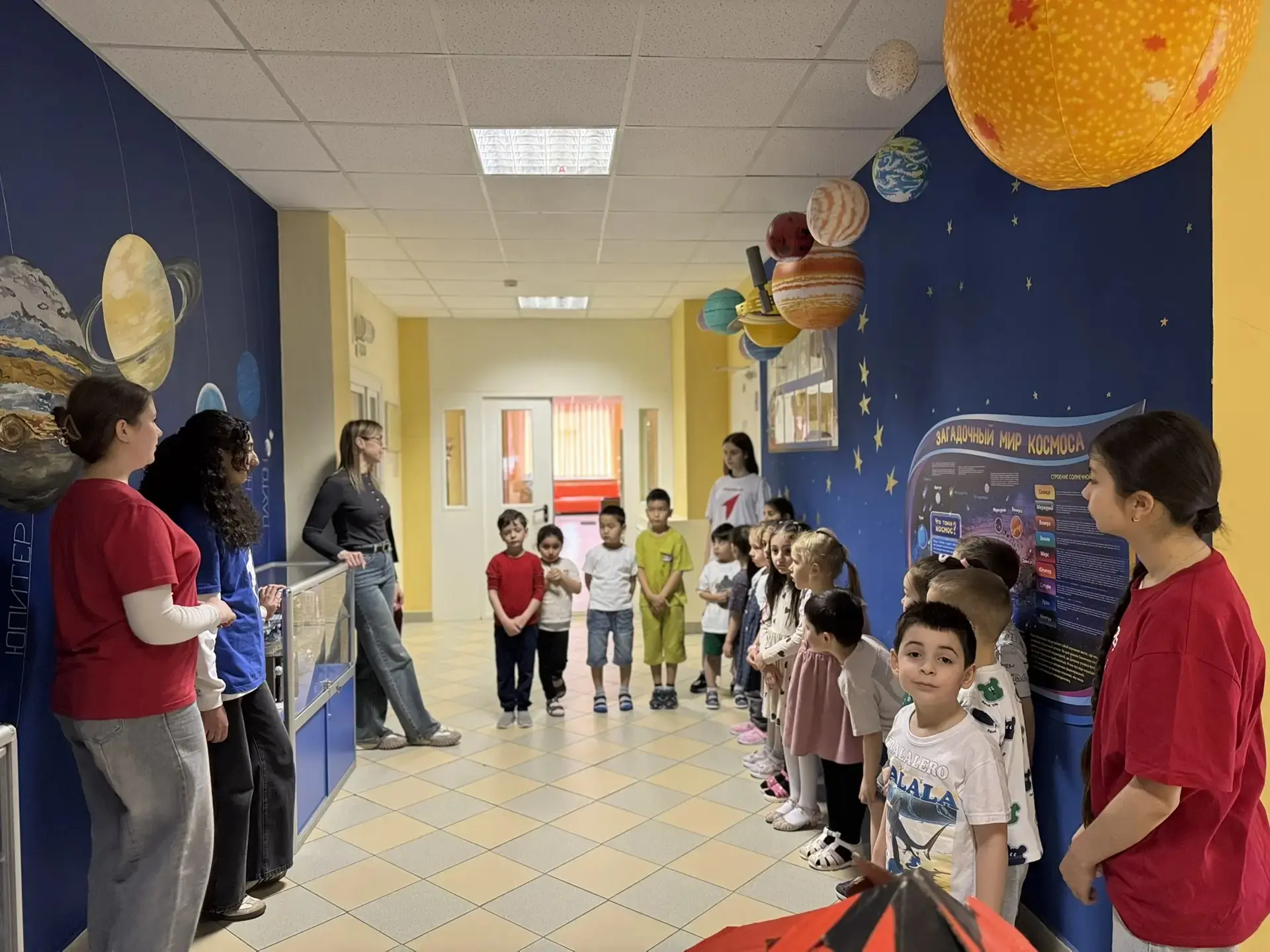 🚀В честь Дня космонавтики активисты первичного отделения «Движение Первых» совместно с воспитателями