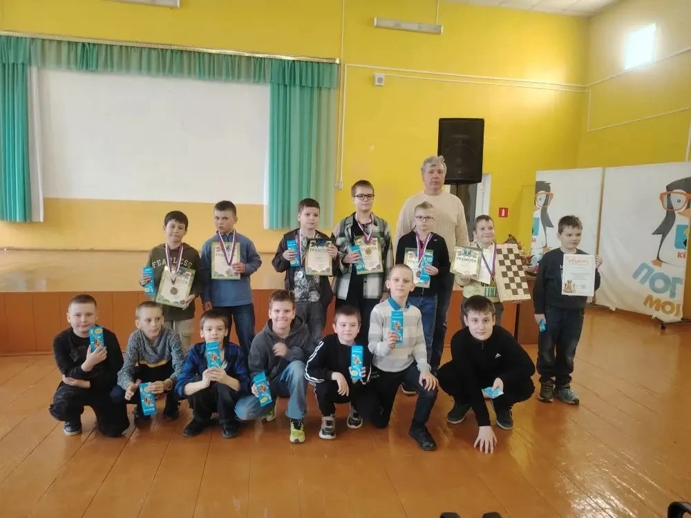 ⚡️11 -го мая в Погарском Доме творчества прошел шахматный турнир ♟️🤺посвященный Дню По...