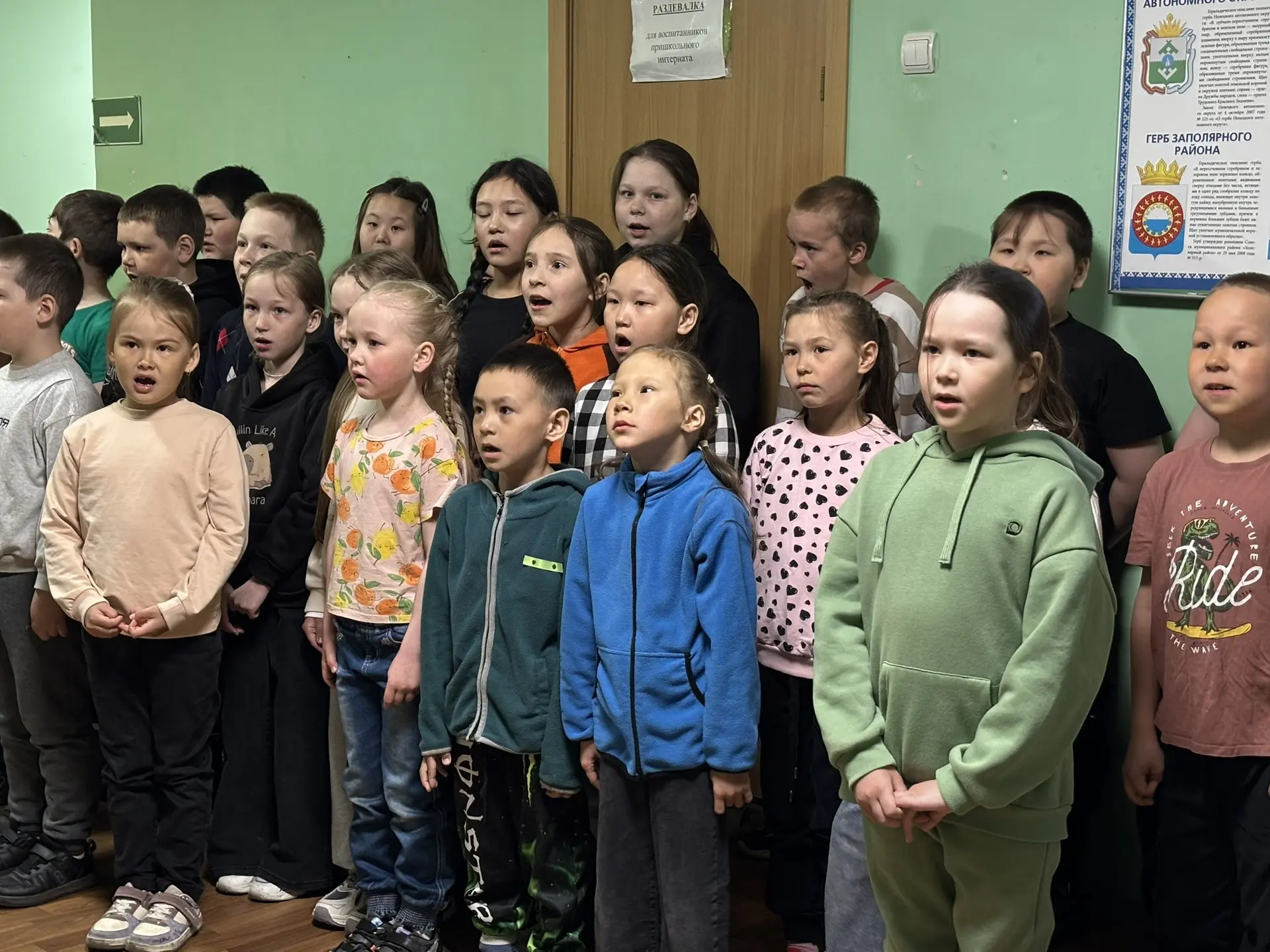 ЛЕТНЯЯ ТЕМАТИЧЕСКАЯ ПЛОЩАДКА 🍒 ДЕНЬ 1. 

🍬Сегодняшний день задался с самого утра! Мы торжественно 