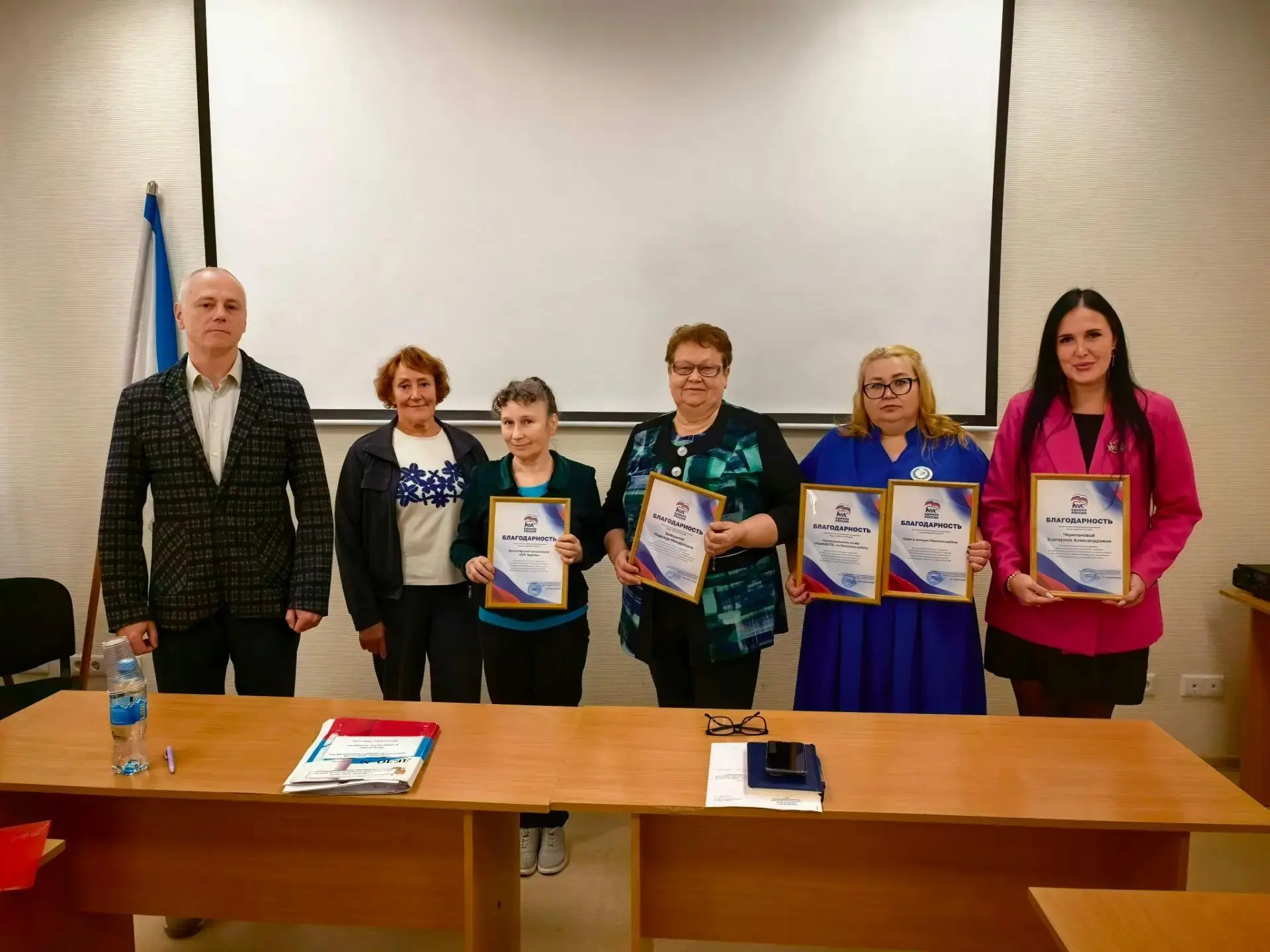 Сегодня на сессии Собрания депутатов Ленского муниципального района глава района Алекса...