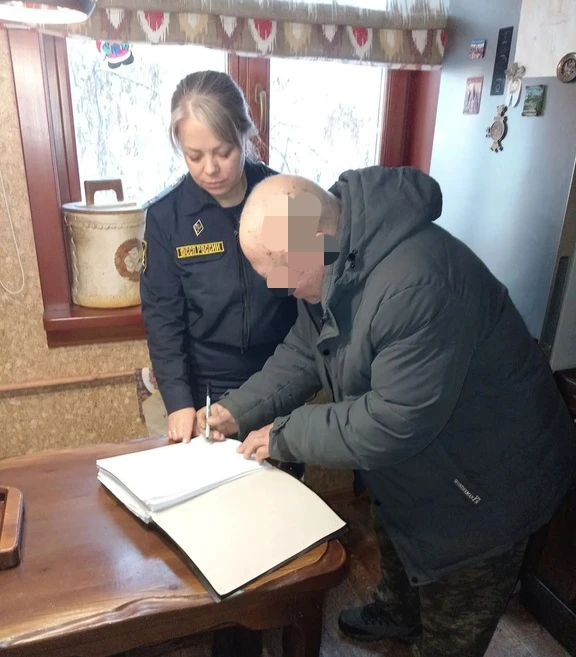 Законное право взыскателя на жилплощадь восстановлено

▶️Благодаря судебным приставам г. Братска из 