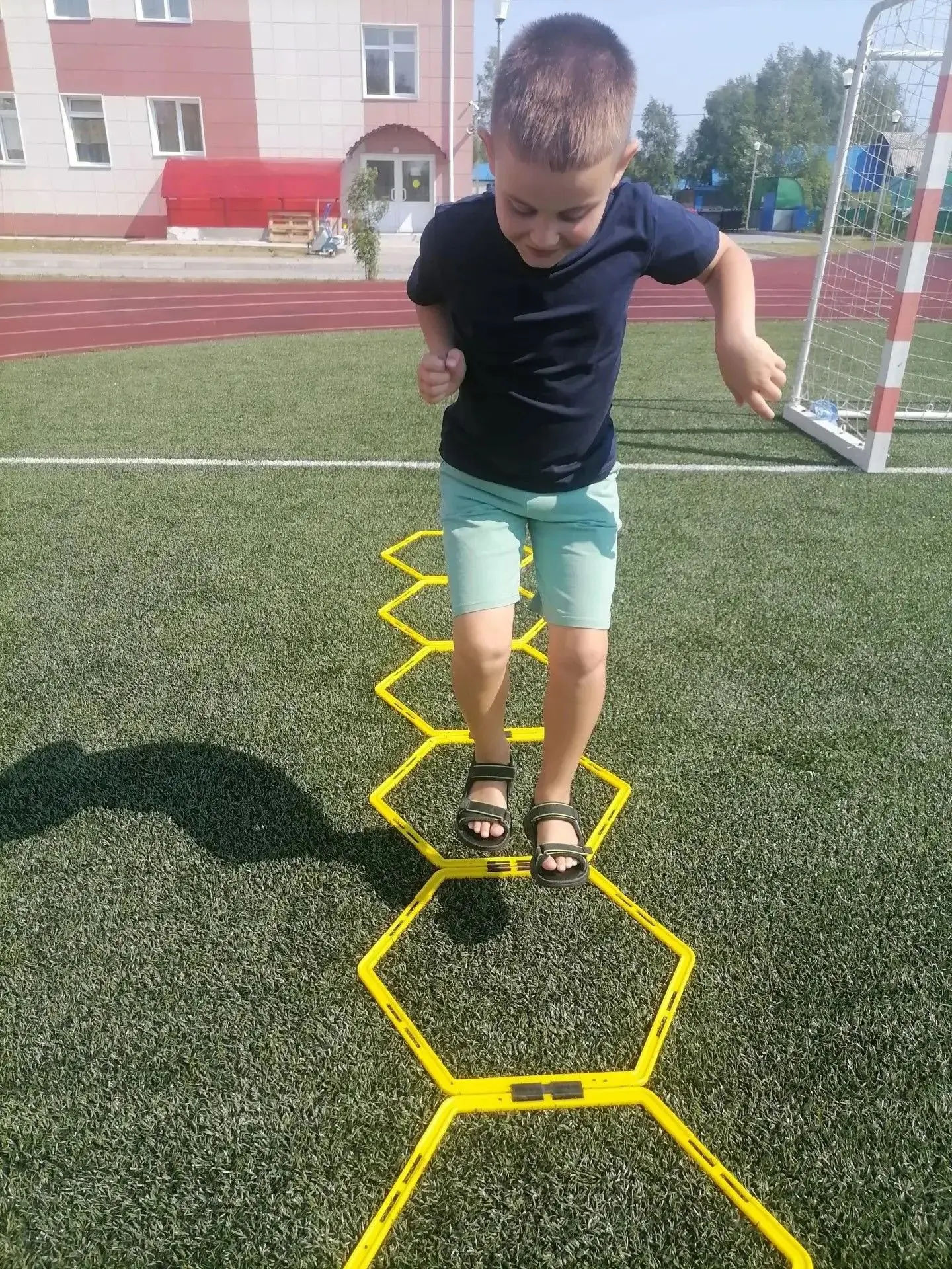 Спорт, драйв и здоровье: как прошёл фестиваль «Мы выбираем спорт» в нашем лагере!

☀️ Солнечное утро