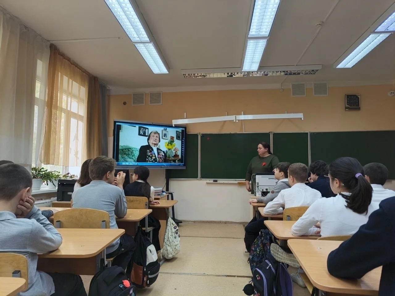 Разговоры о важом: Песни о войне. Ко дню победы.  Тема занятия «Песни о войне. Ко Дню Победы» посвящ