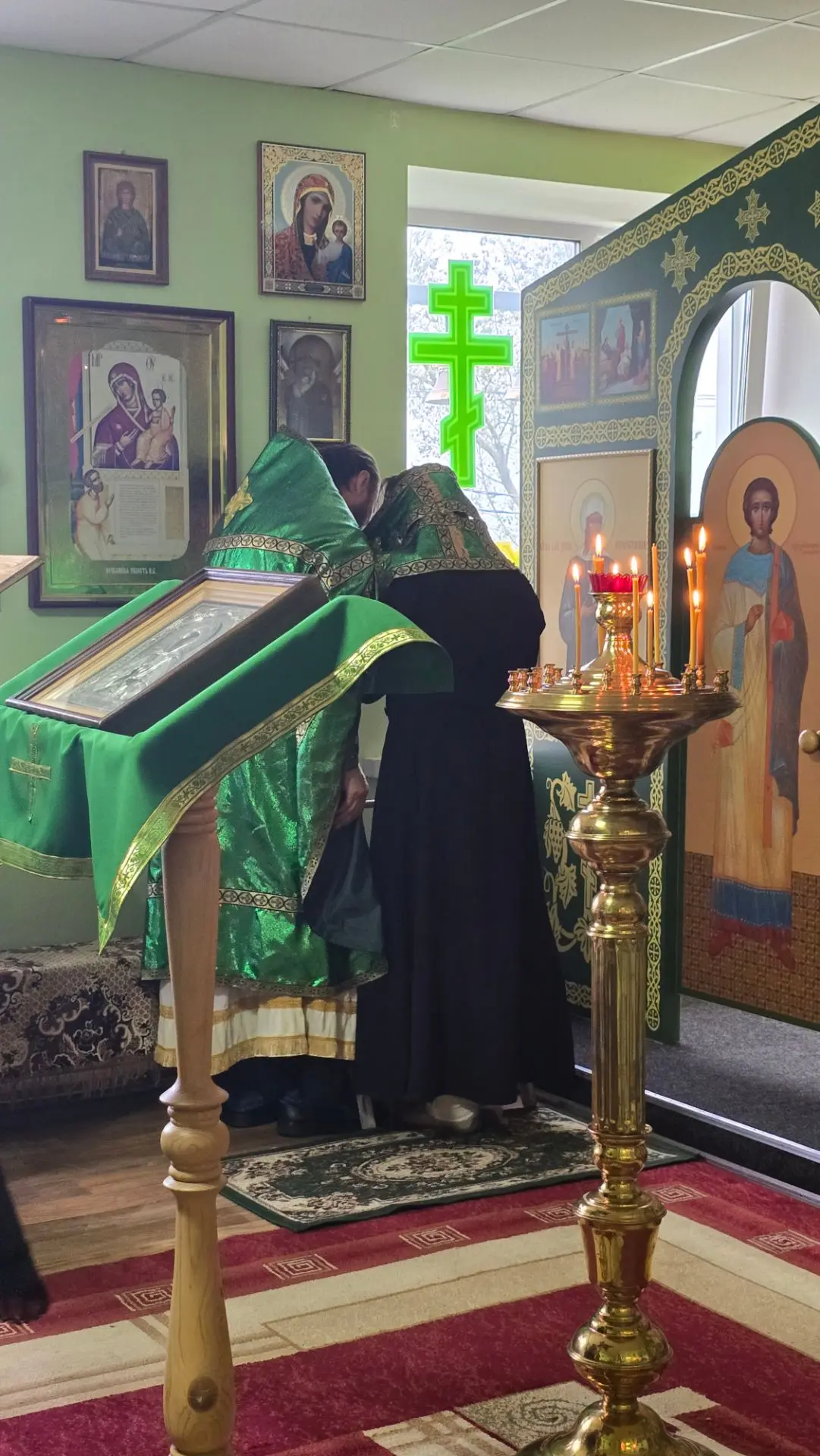 Сегодняшняя служба в с. Еловое.