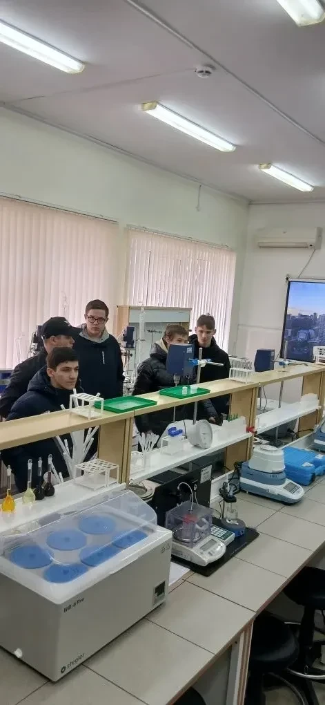 4 марта обучающиеся 9-х классов МБОУ СОШ 5 приняли участие в профессиональных пробах в рамках проект