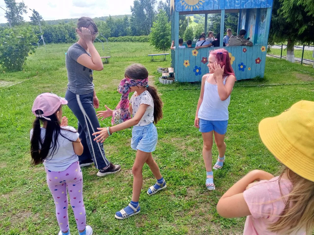 Сегодняшний день в ЛДП: Здоровый образ жизни и море веселья! ☀️

Сегодняшний день в нашем любимом ЛД