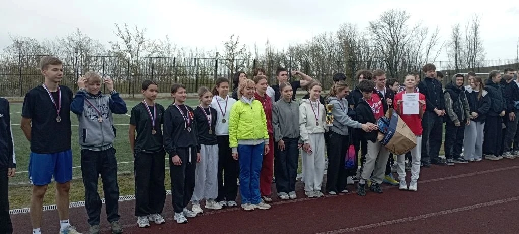 🏃‍♂️🎉 Спортивные успехи гимназии!  Поздравляем команду нашей гимназии с завоеванием 3-го места в лег