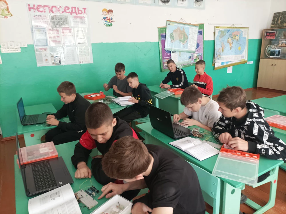 Итоговая аттестация

С 22 по 26 мая в объединении «Киберкиндер» прошла итоговая аттестация учащихся 