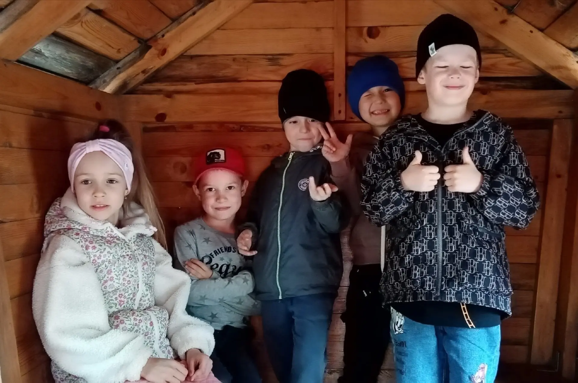 У нас стартовал настоящий детский лагерь, и это просто невероятно здорово! В нашем отря...