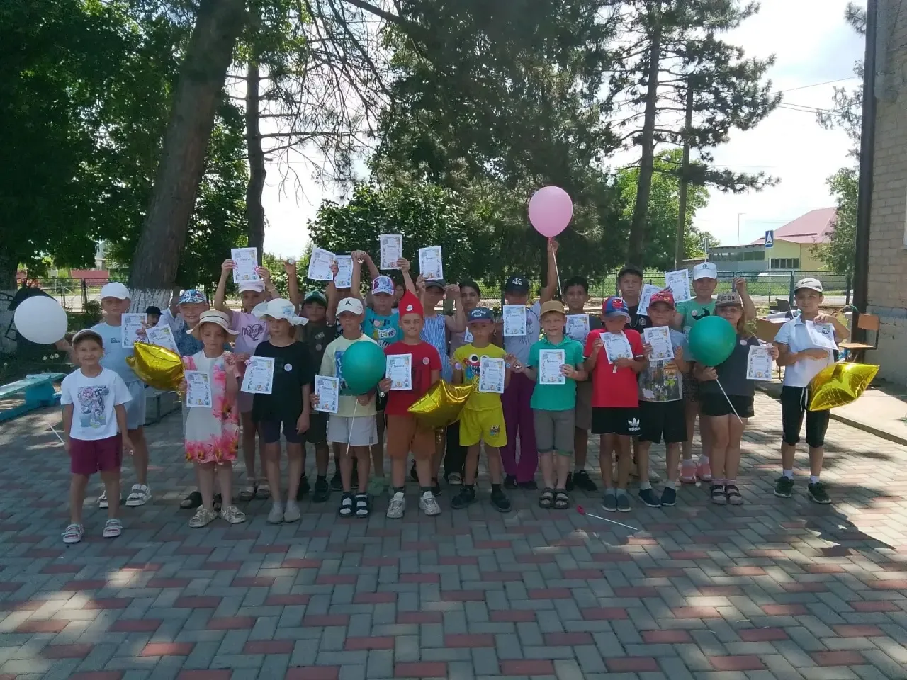 🏆🎉 Грандиозный финал! Торжественное закрытие лагерной смены ЛДП! 🔔🌈