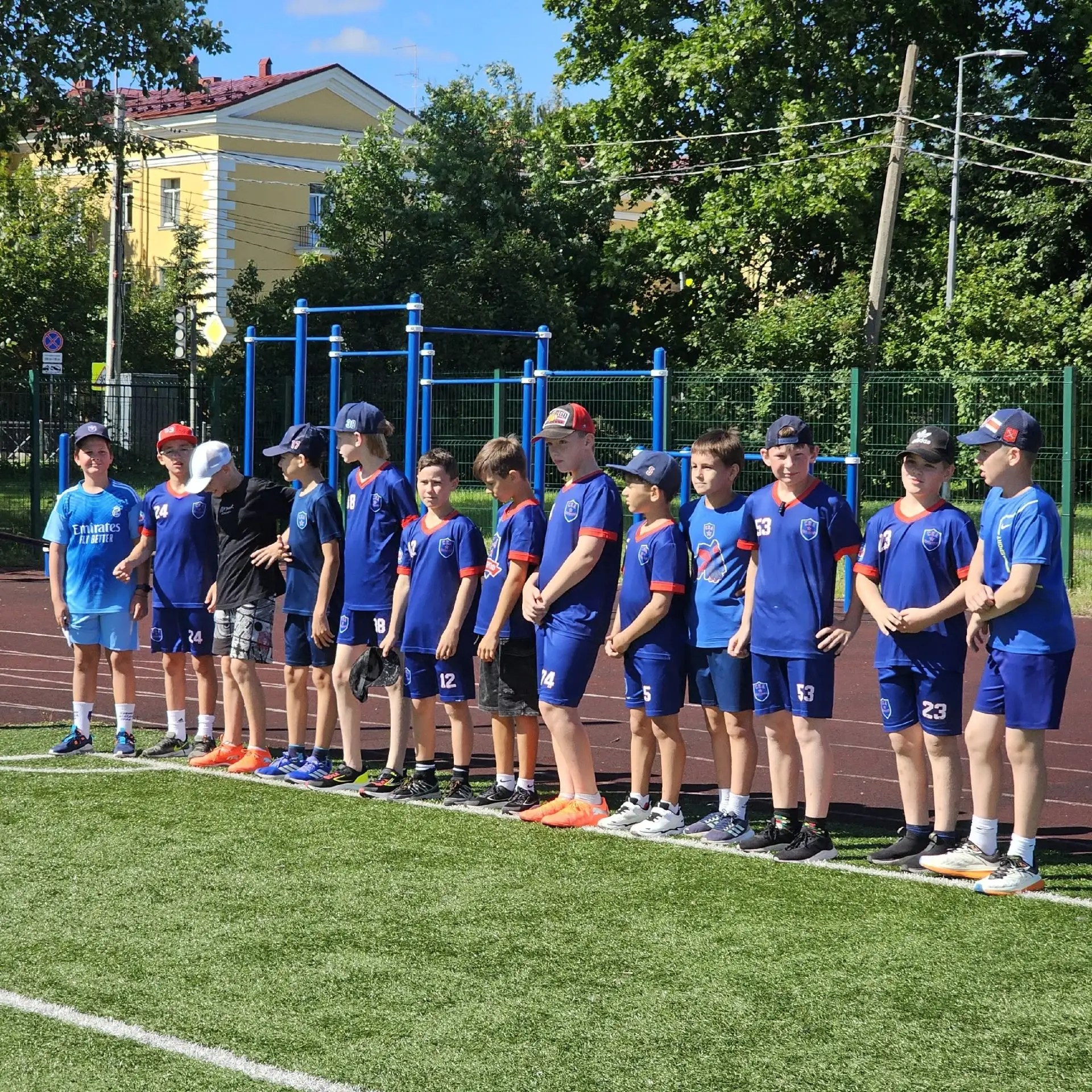 🏒 Хоккеисты "СКА-ПЕТЕРГОФ" '15 вернулись с каникул!